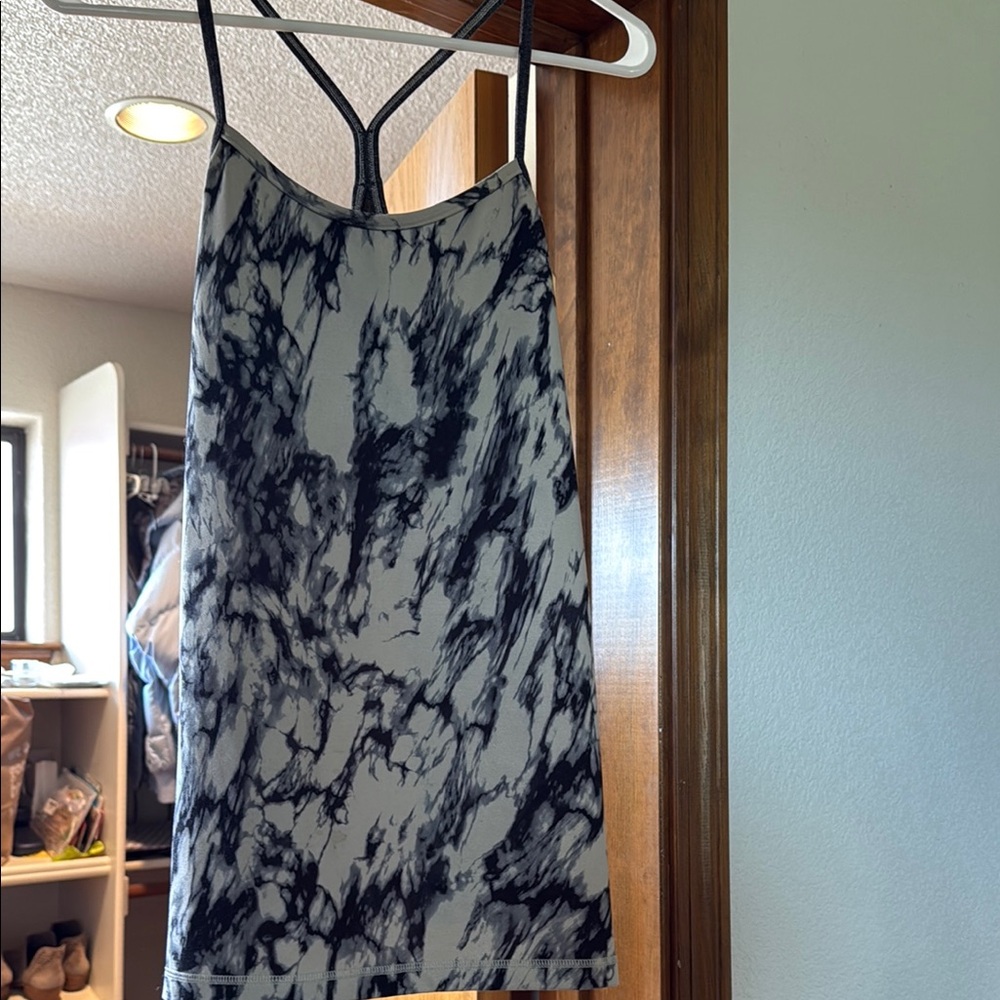 Stylish Tie-Dye Lululemon Spaghetti Strap tank